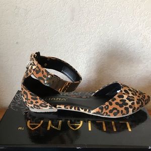 Leopard Flats